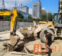 逼,就要干网站高温下的坚守｜道路建设者用汗水铺就畅通路